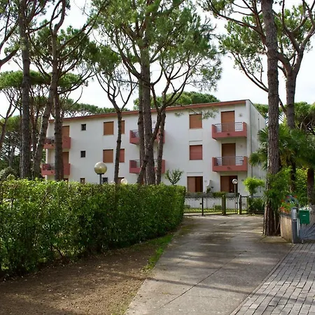 Cristina N.04 Apartman *